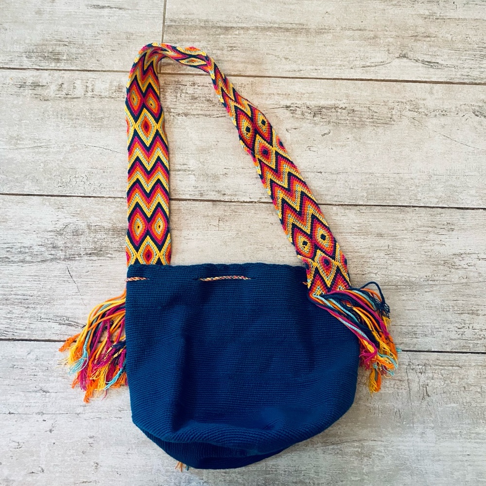 Cuban colorful knit bucket bag